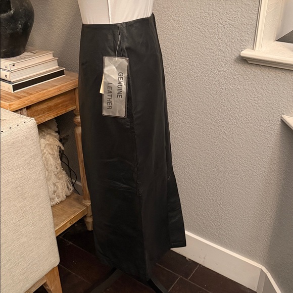 Tower Hill Collection Vintage Leather Skirt Lined NWT Size 8 Tall - Picture 3 of 6